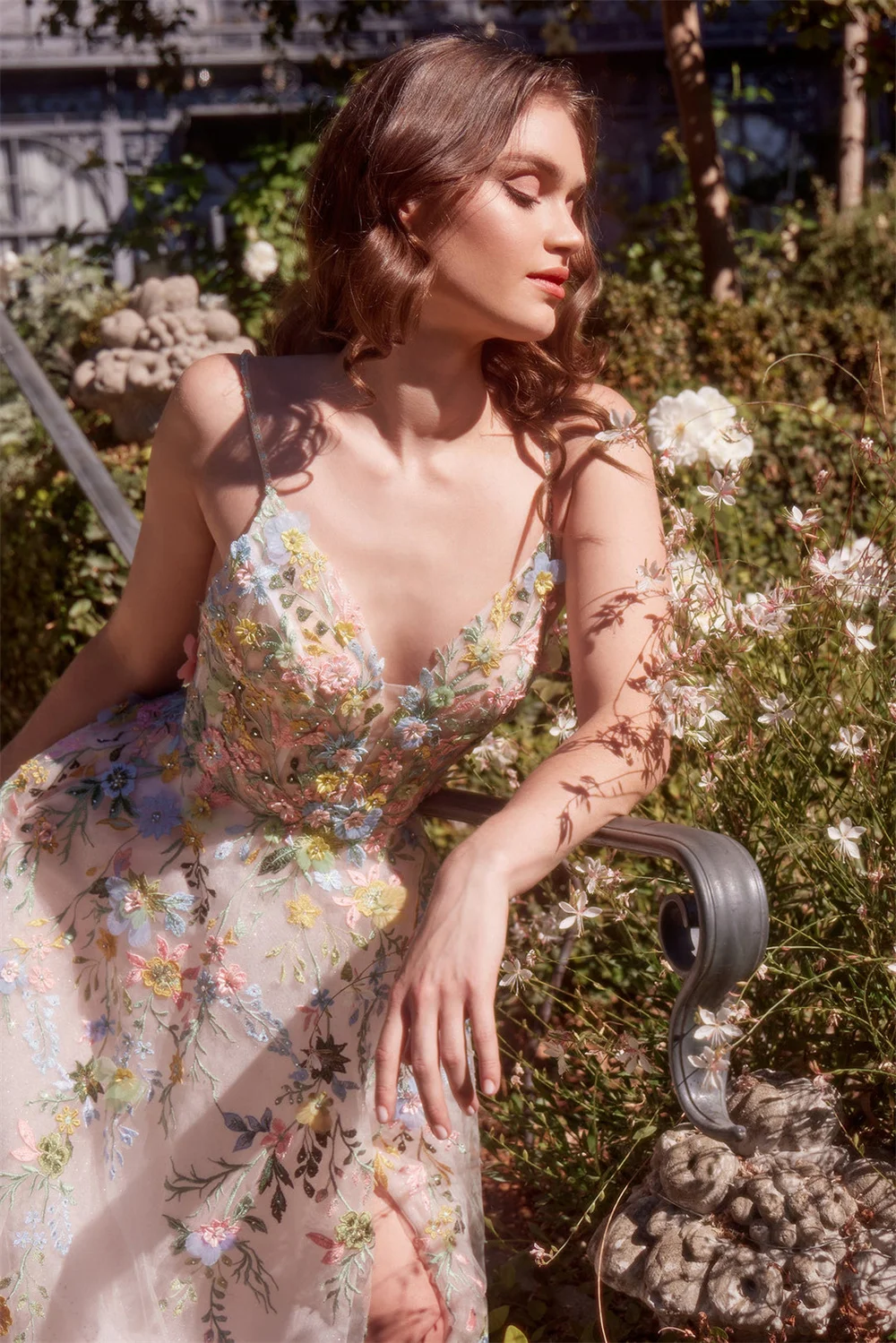 Kyoto Customized Pink Spaghetti Strap Floral Embroidery Wedding Dress V Neck A-line vestidos de novia Side High Slit Formal 2025 image 4