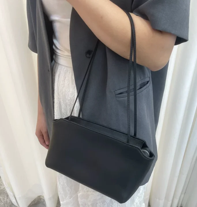 Korean Minimalist Pu Handbag Stylish Solid-color Casual Zipper Shoulder Bag Elegant Exquisite Compact Commuter Underarm Handbag
