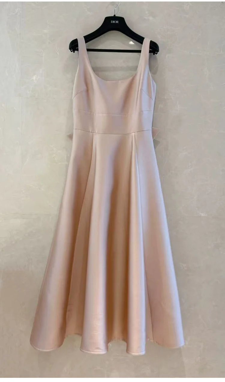 여성용 드레스 새로운 우아한 민소매 스퀘어 칼라 여성 드레스 슬림 보우 A-LINE 드레스 여성 Vestidos De Verano Mujer Q1958