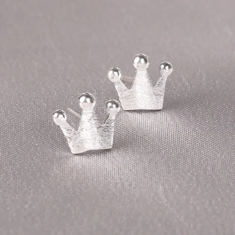 Elegant Cute Dainty Stud Earrings For Women Chic Graceful Silver Color Daisy Daily Wearable Piercing Jewelry Accessories