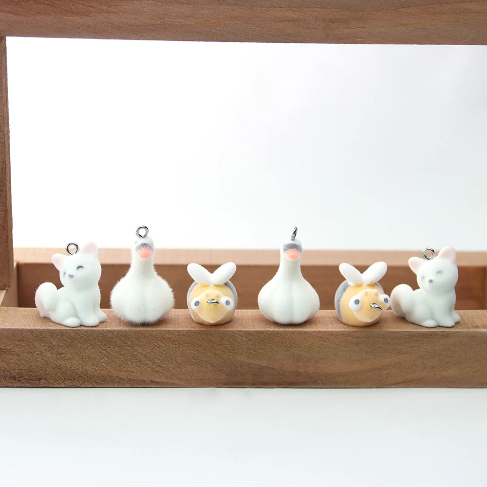 30pcs 3D Flocking Resin Fox Bee Garlic Duck Charms Animal Pendant for Necklace Keychain DIY Making Jewelry Accessories Wholesale