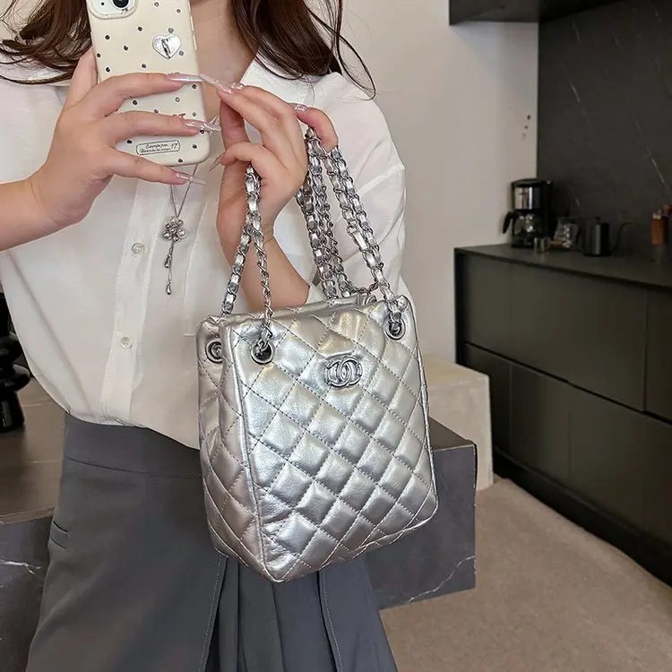 

2025 Summer Woven Tote Bag - Colorblock Design, Crossbody/Shoulder Convertible, Lightweight & Spacious, Casual & Stylish