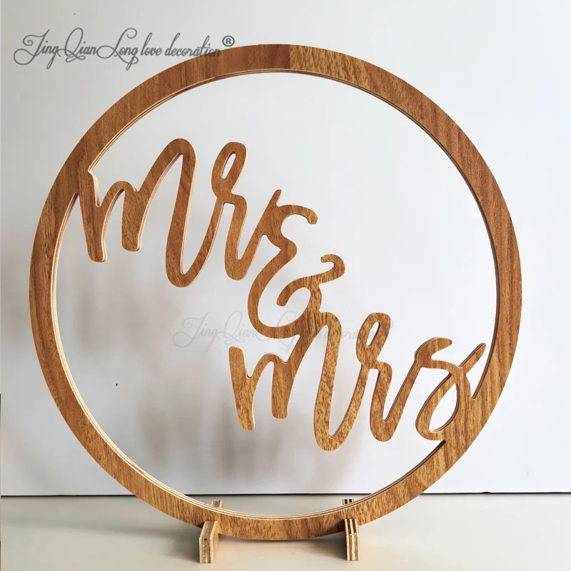 

Custom Mr & Mrs Wedding Engagement or Wedding Gift Anniversary Gift Couples Gift Gift for Newlyweds