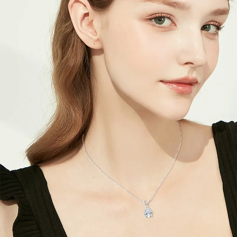 Classic S925 Sterling Silver Pear-Shaped La Moissanite Necklace Drop-Shaped Fairy Collarbone Chain