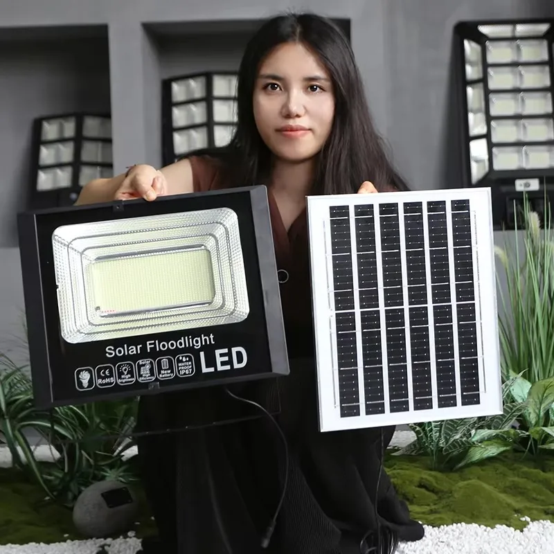 

1000 Watt Solar Flood Light Outdoor Waterproof Light Emitting Diode Remote Control Energy Saving Solar Flood Light
