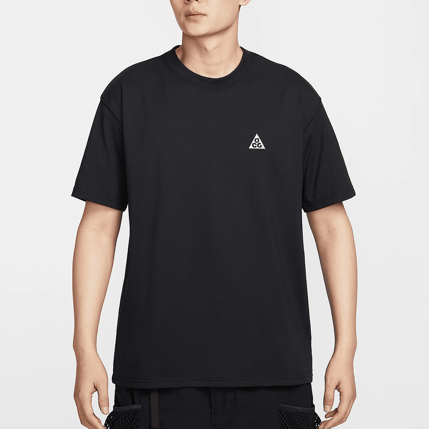 

Оригинальная летняя мужская свободная рубашка Nike с короткими рукавами для активного отдыха на природе IF0371-010