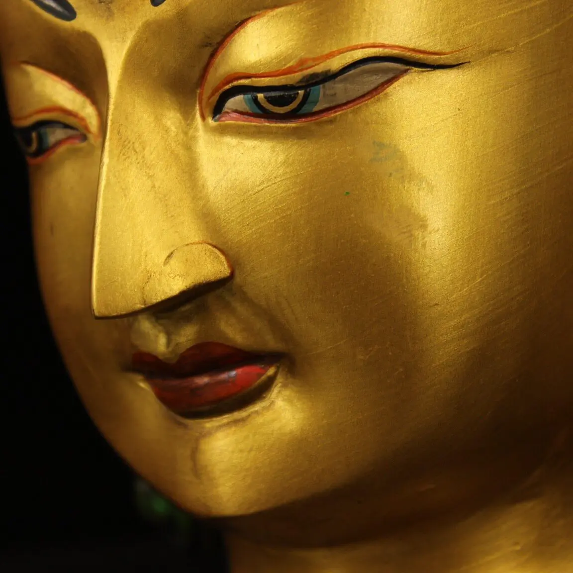 Nepal Pure Copper Avalokiteshvara Head Bust Gem Inlaid Painted Home Altar Decor Collectible