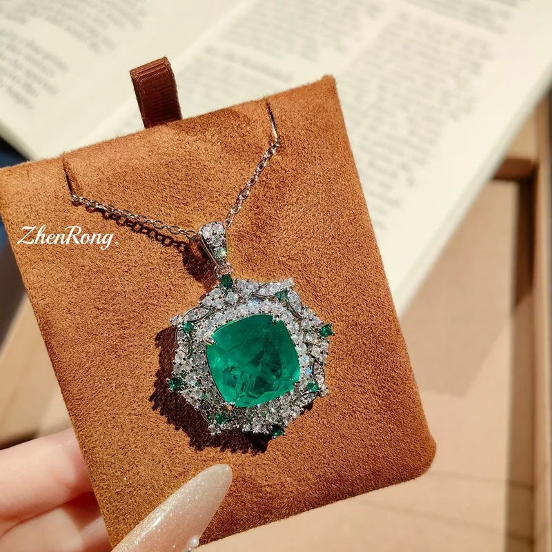Fashionable Retro Luxurious Emerald Pendant Necklace - Elegant and Simple Jewelry for Ladies - Jewelry