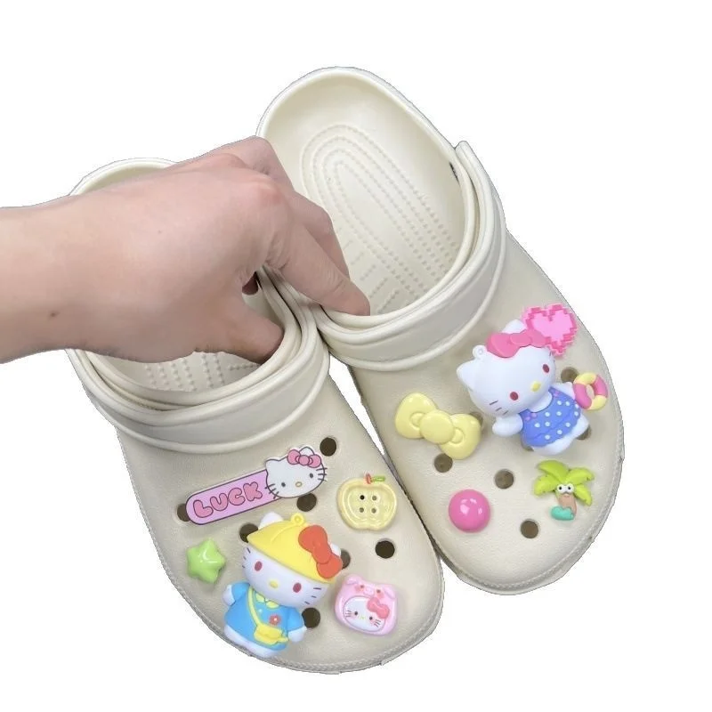 10pcs Hello Kitty JIbbitz Shoe Charms For Clogs Sanrio Clogs Accessories Cute Decorative Slippers DIY 3D Removable Clog Buckles