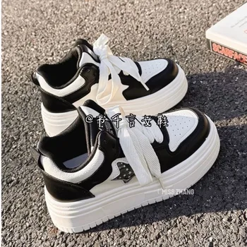 Baskets rétro respirantes pour femmes, chaussures blanches étoiles décontractées, chaussures à talon optique, plate-forme de course décontractée, jolies chaussures JxShoes, Y2K