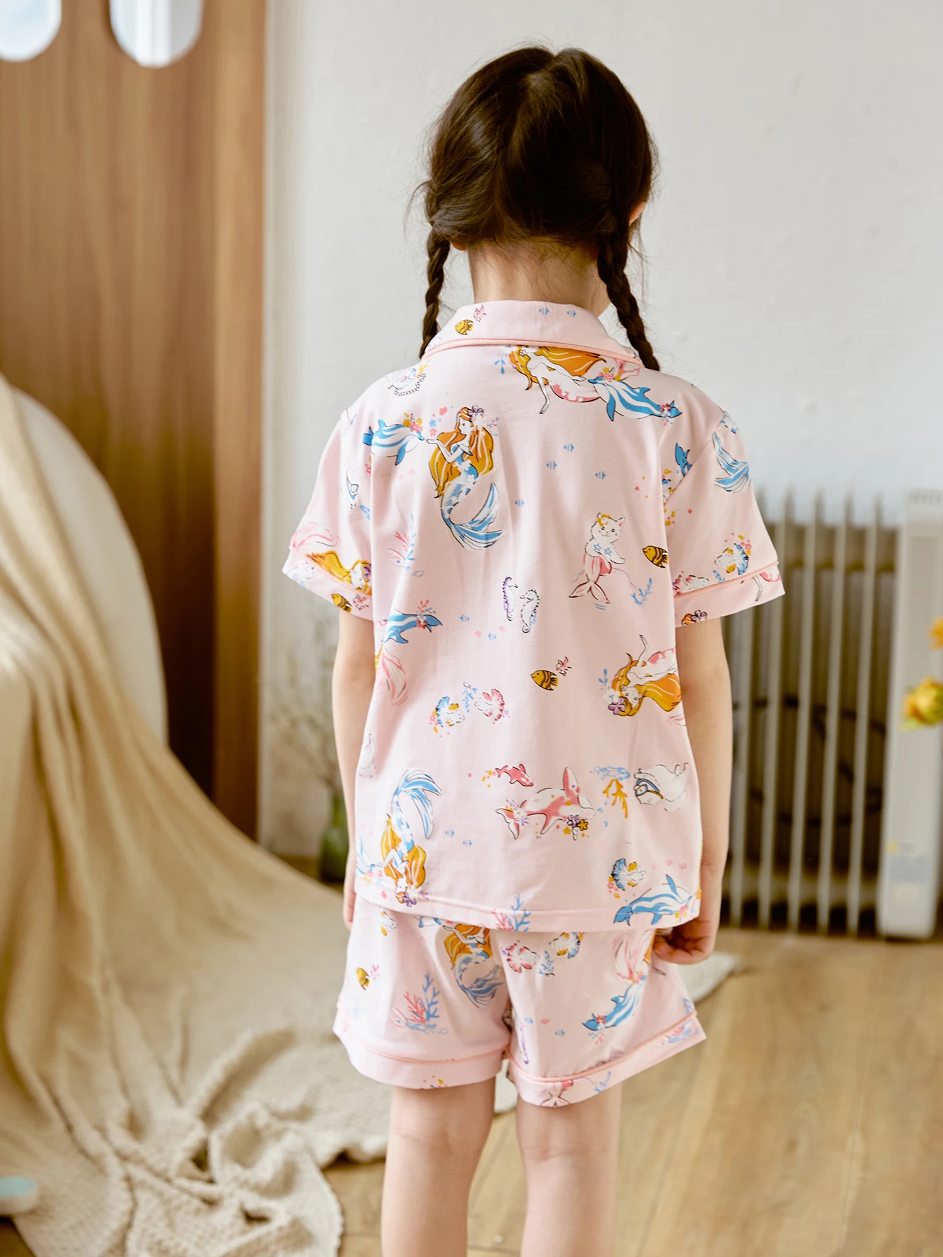 Girls 2-piece Pajama Sets Allover Cartoon Dancing Girl Pattern Lapel Front Buckle Chest Pocket Short Sleeve Top & Matching Short