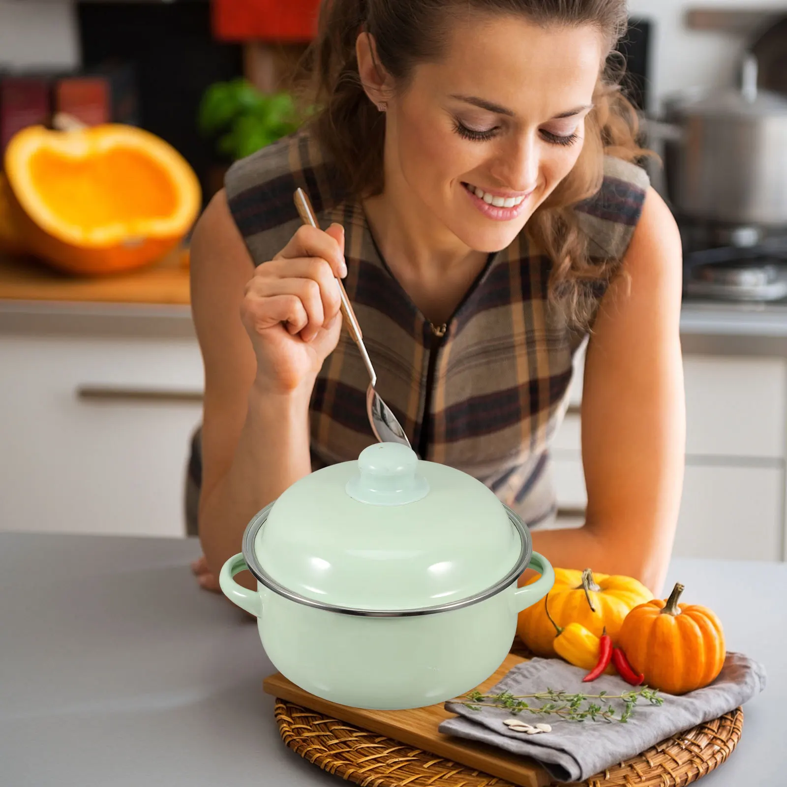 

1.7L Small Enamel Pot Lid Induction Cooker Vintage Soup Noodle Milk Cooking Dual Handle Stew Stockpot Home Kitchen Ware