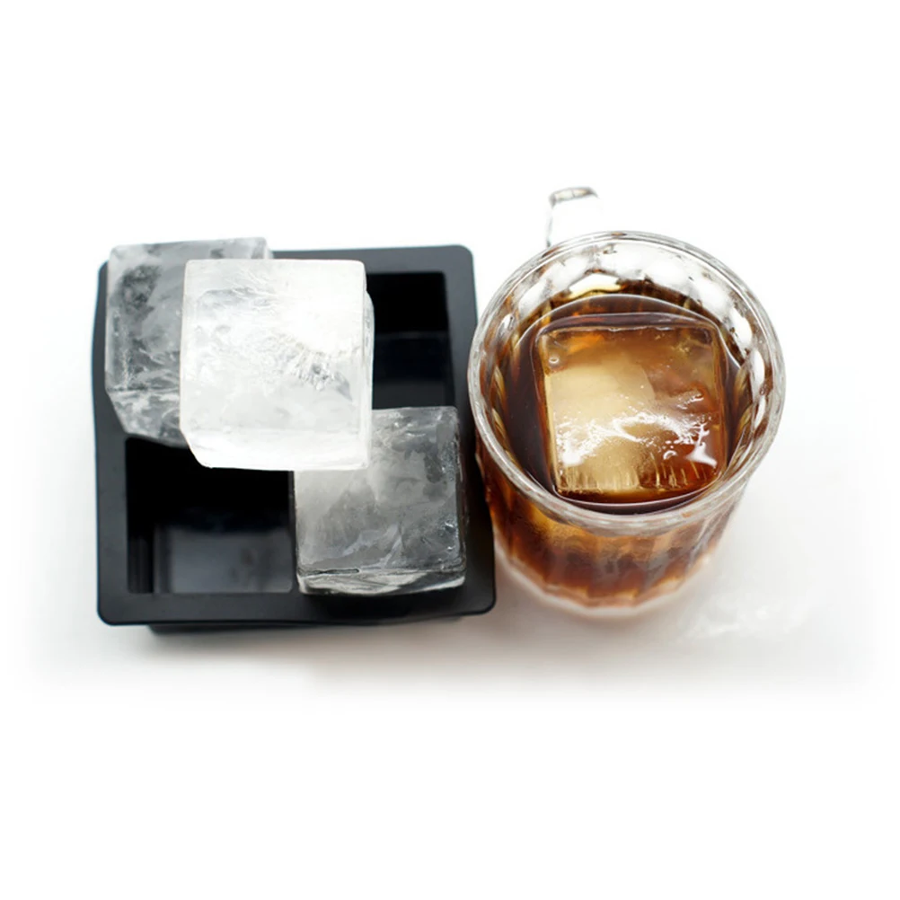 

2Pcs Silicone Ice Tray Food Grade Material Flexible Portable Easy to Carry Cube Molds with Lids for Ice Making