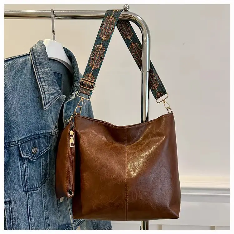 Damen-Eimer-Einkaufstaschen-Set aus Retro-PU-Material, verstellbarer breiter Riemen für den täglichen Bedarf, mit modischem Reißverschluss und Polyesterfutter – Detail 8