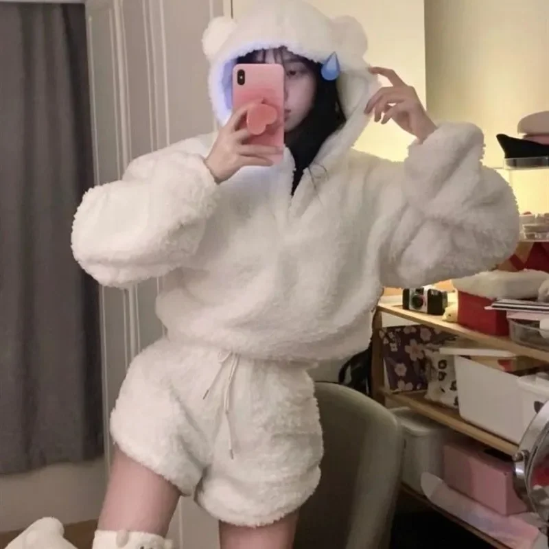 

Cute Little Bear Hooded Pajamas Women Shorts Set Autumn/Winter Plush Long Sleeve Warm Hoodies Shorts Two Piece Set Women Outfits