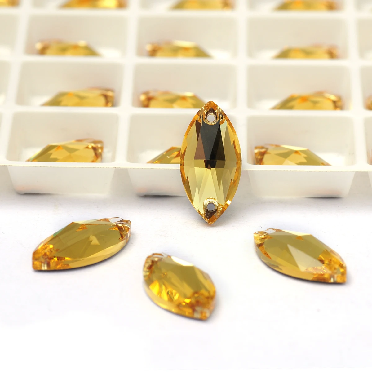 PUBRILEX Helltopas K9 Glas Genähte Strasssteine Flache Rückseite für Handarbeiten, Kunst, Nähen, Kristall-Strass für Näharbeiten und Kleidungsdekorationen – Detail 2