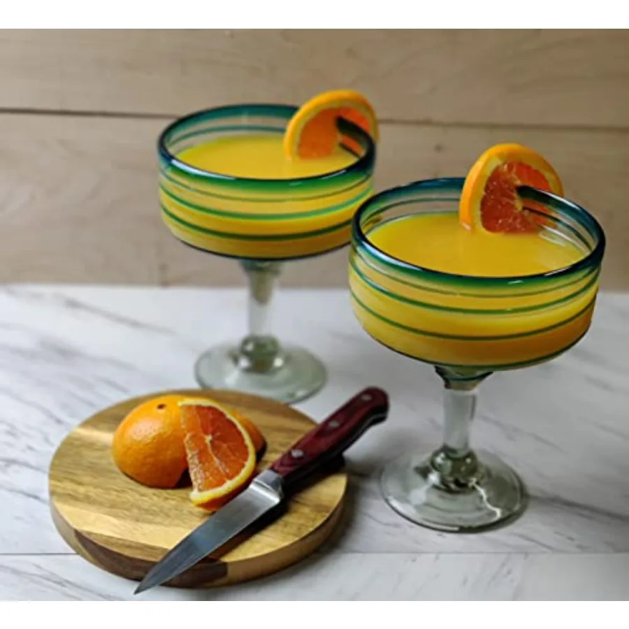 Conjunto de vidro soprado à mão mexicano com 4 copos de margarita de 16 onças com design em espiral aqua perfeito para coquetéis e reuniões de verão