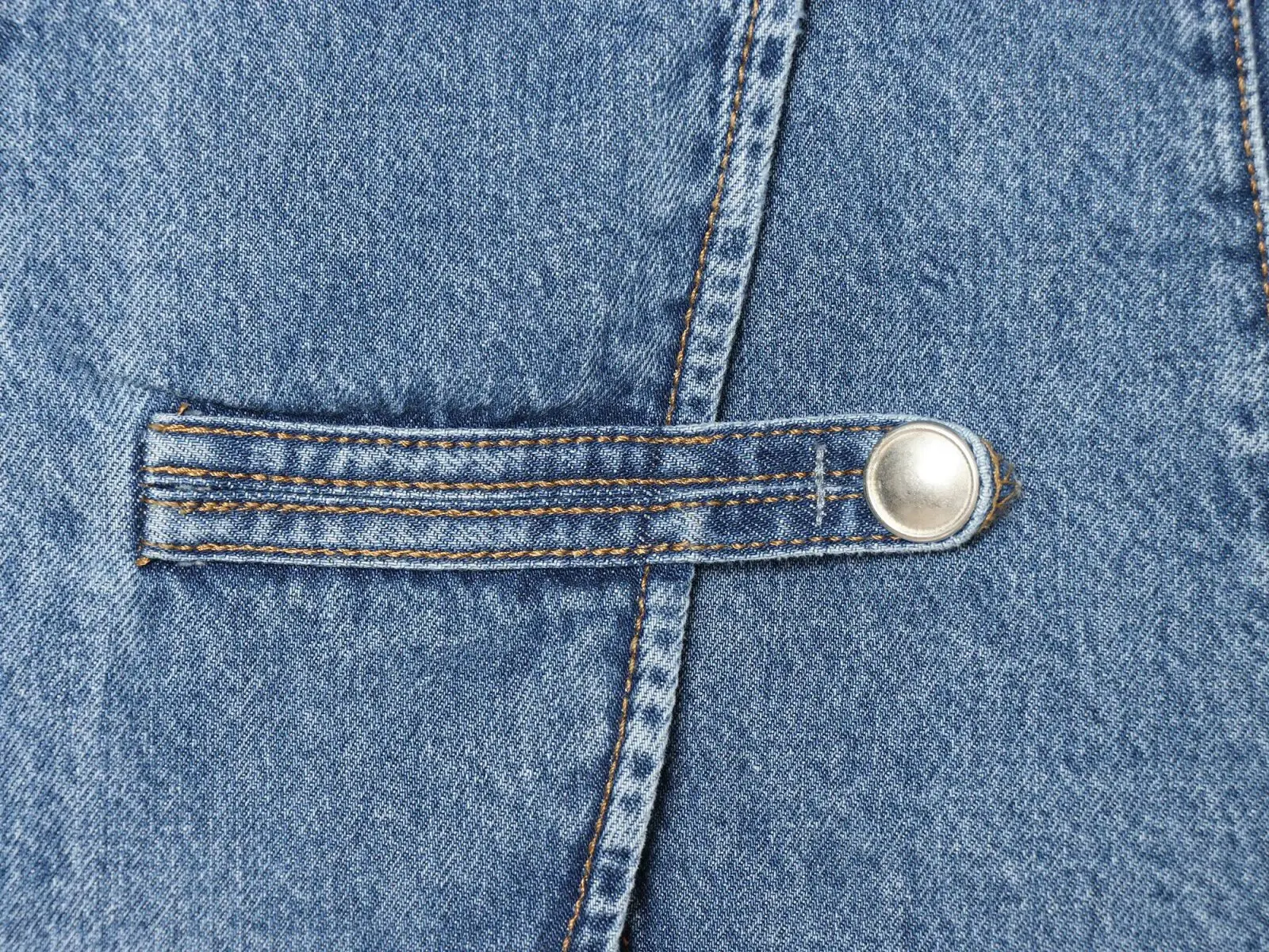 TFMLN Elegante Damen-Weste mit Stehkragen, ärmellos, Sommer-Mode, High-Street-Stil, unregelmäßige Einreiher-Tanktops, Neu 2026 – Detail 5