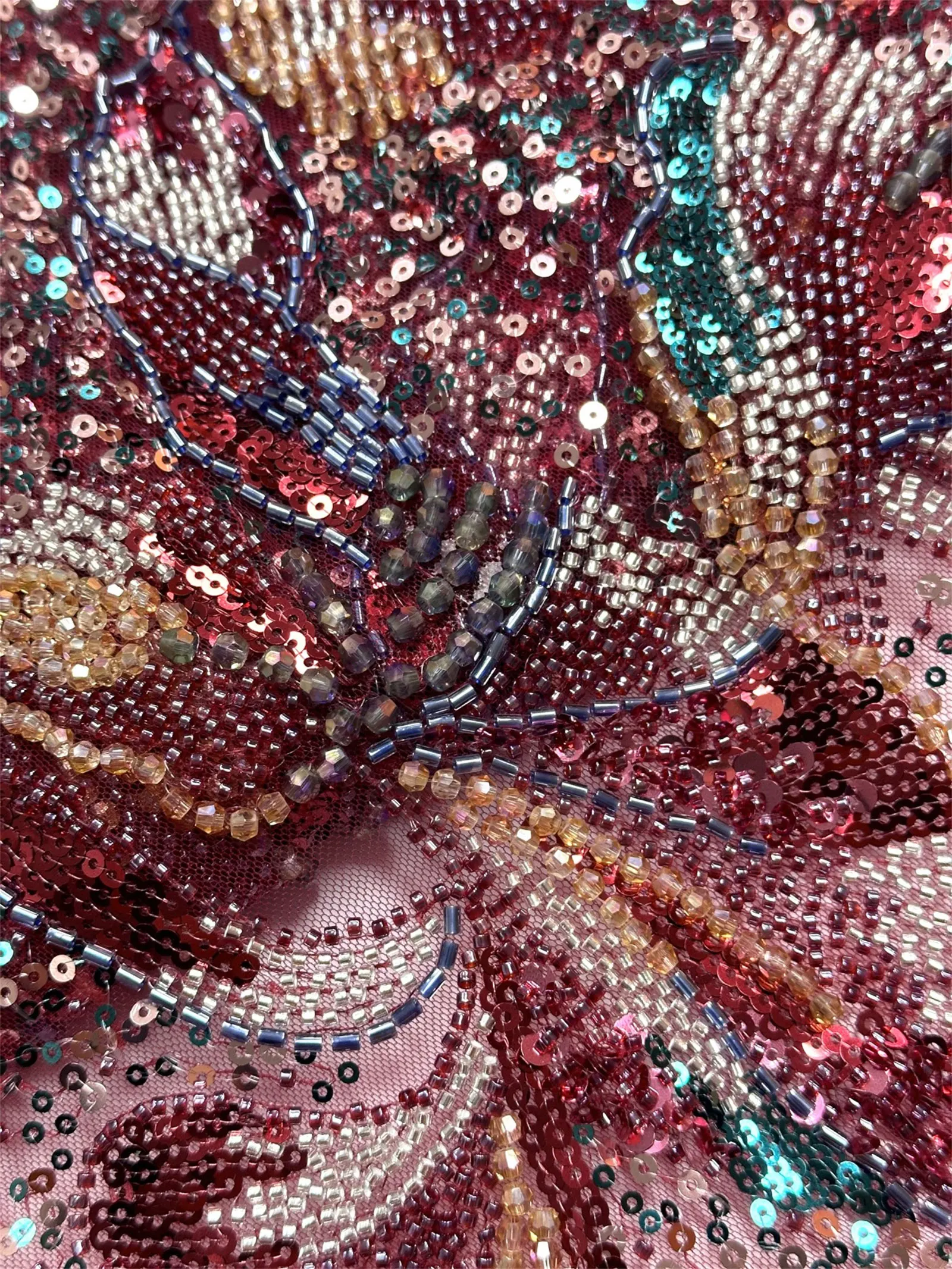 Hochwertiger, luxuriöser afrikanischer bestickter Pailletten-Spitzenstoff, 2026 nigerianischer Perlen-Spitzenstoff, geeignet für Hochzeitskleider. – Detail 13