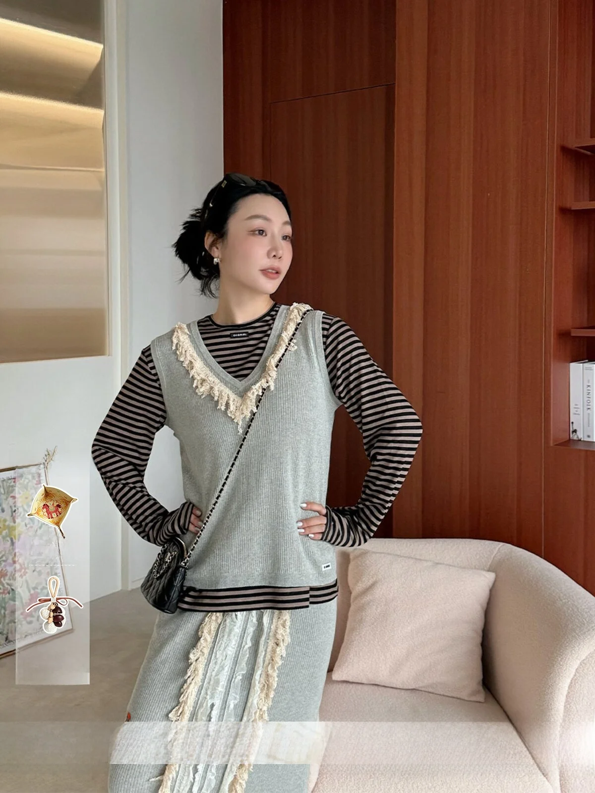 

Linen Weave Sleeveless Vest DEARSOCUTE Handpicked Boutique Women's Fashion Outerwear Regular Length