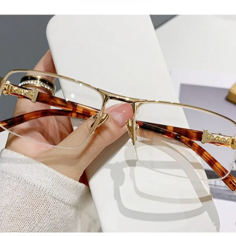 Modische Halbrahmen-Lesebrille für Männer und Frauen, hochwertige Anti-Blaulicht-Ultraleichte Presbyopie-Brille, 0+100 bis+400 – Detail 7