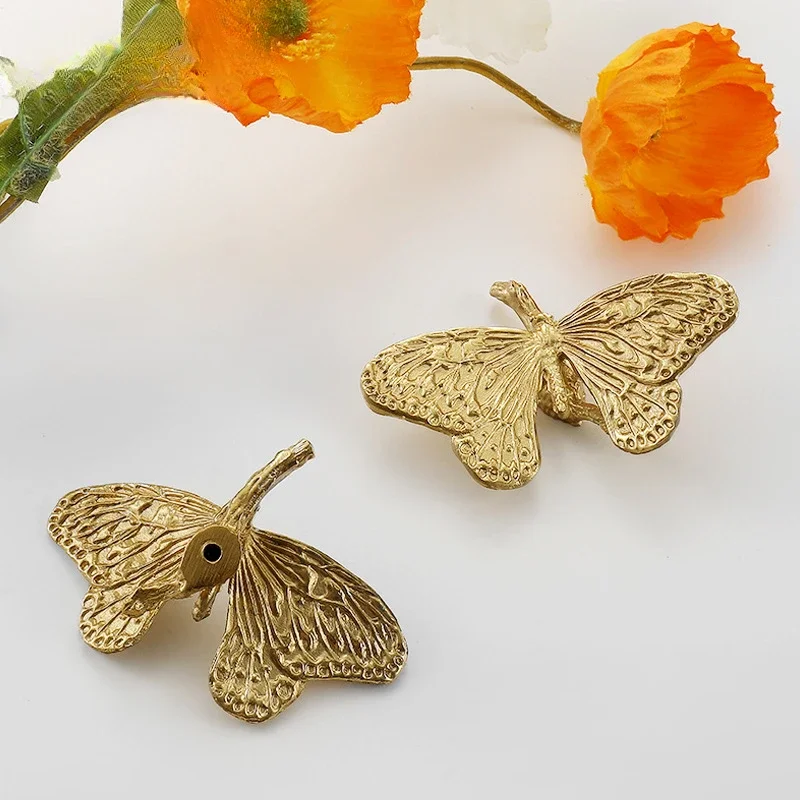 Butterfly-shaped Furniture Handles Solid Brass Wardrobe Pulls Kitchen Cabinet Cupboard Knobs Handles for Cabinets and Drawers