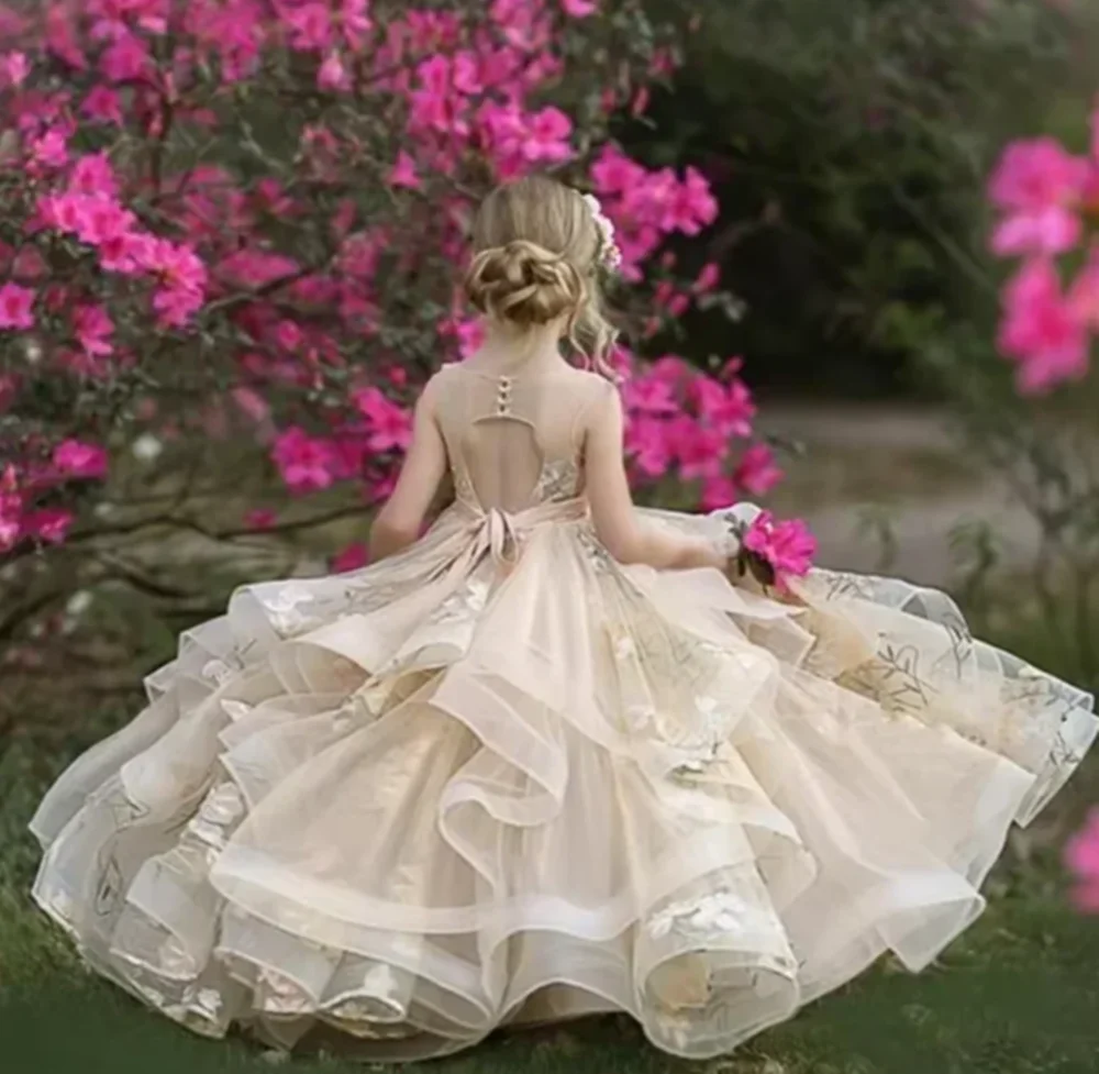 White Flower Girl Dresses with Sash Lace Appliques Custom Made Ball Gown First Communion Dresses for Girls Elegant Hot Sale