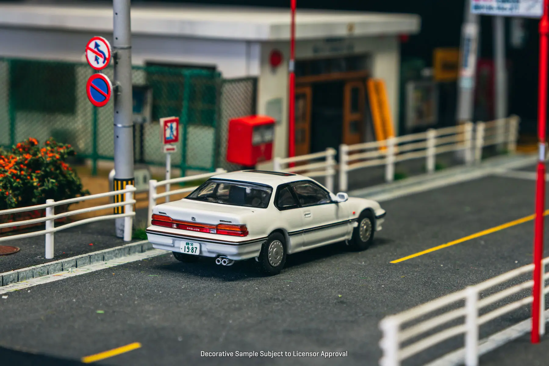 In Stock TW J Collection 1:64 Honda Prelude BA4 White Diecast Car Model Collection Toys Tarmac Works view 4