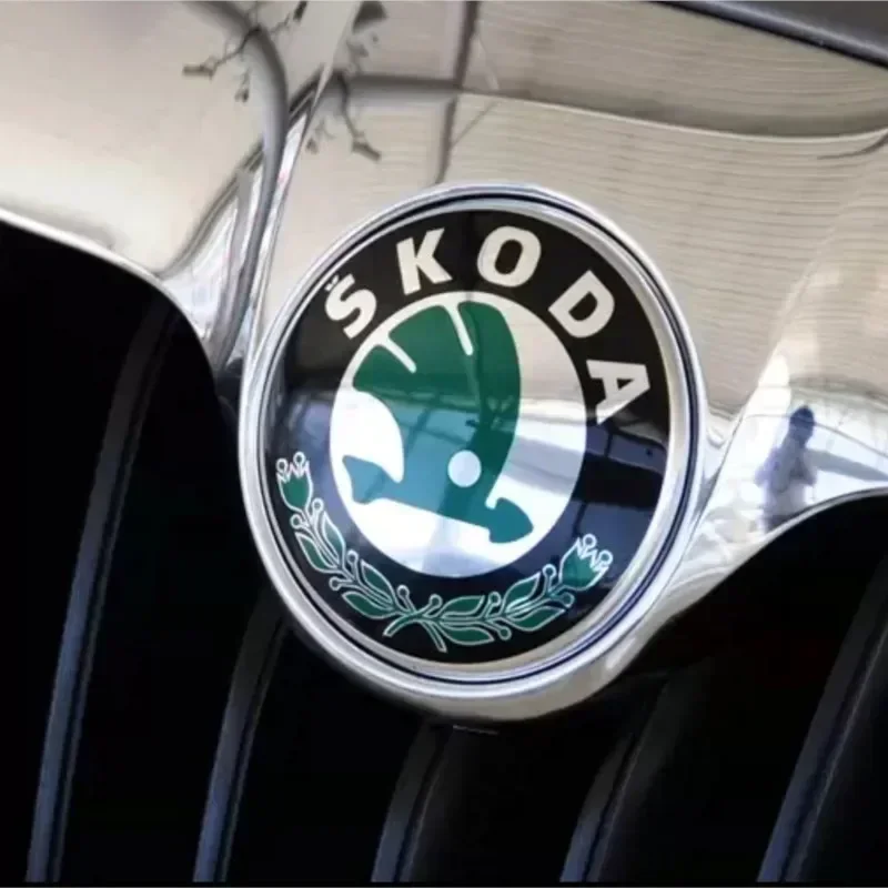 1Pcs 8/9CM Emblem Car Front Hood Badge Rear Trunk Sticker For Skoda Octavia Rapid Kodiaq Karoq Fabia Kamiq Superb Derivative