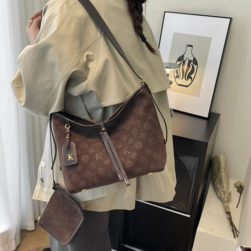 

Классическая кожаная сумка-шоппер для женщин, роскошный дизайн, сумка через плечо, модная трендовая сумка на плечо на молнии