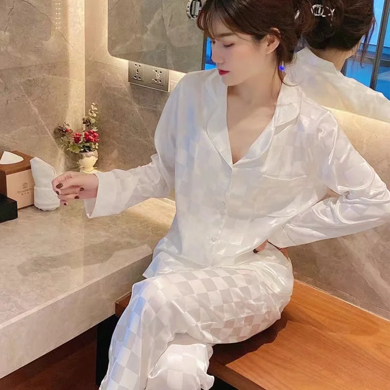 White Checkered Pattern Jacquard Plus Size Women Pajamas 2024 New Autumn Long Sleeve Pant Sleepwear French Elegatn Lady Lounges