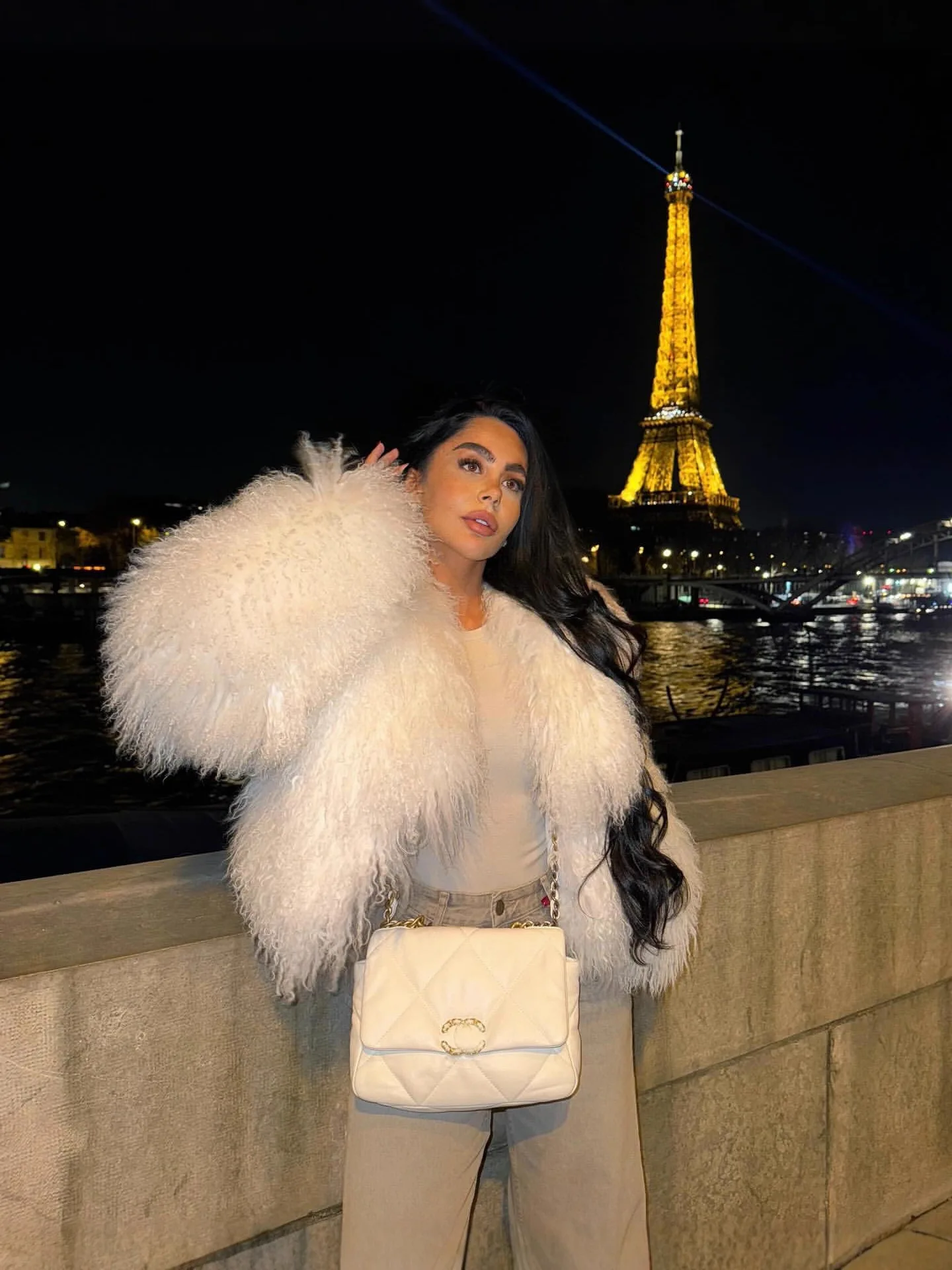 フェイクファートップコート レディース 美しいゆったりとしたバケーションスタイル 女性用ストリートウェア 寒さ対策パッド入り 暖かい袖付き オーバーサイズ ラップスリット ファッション