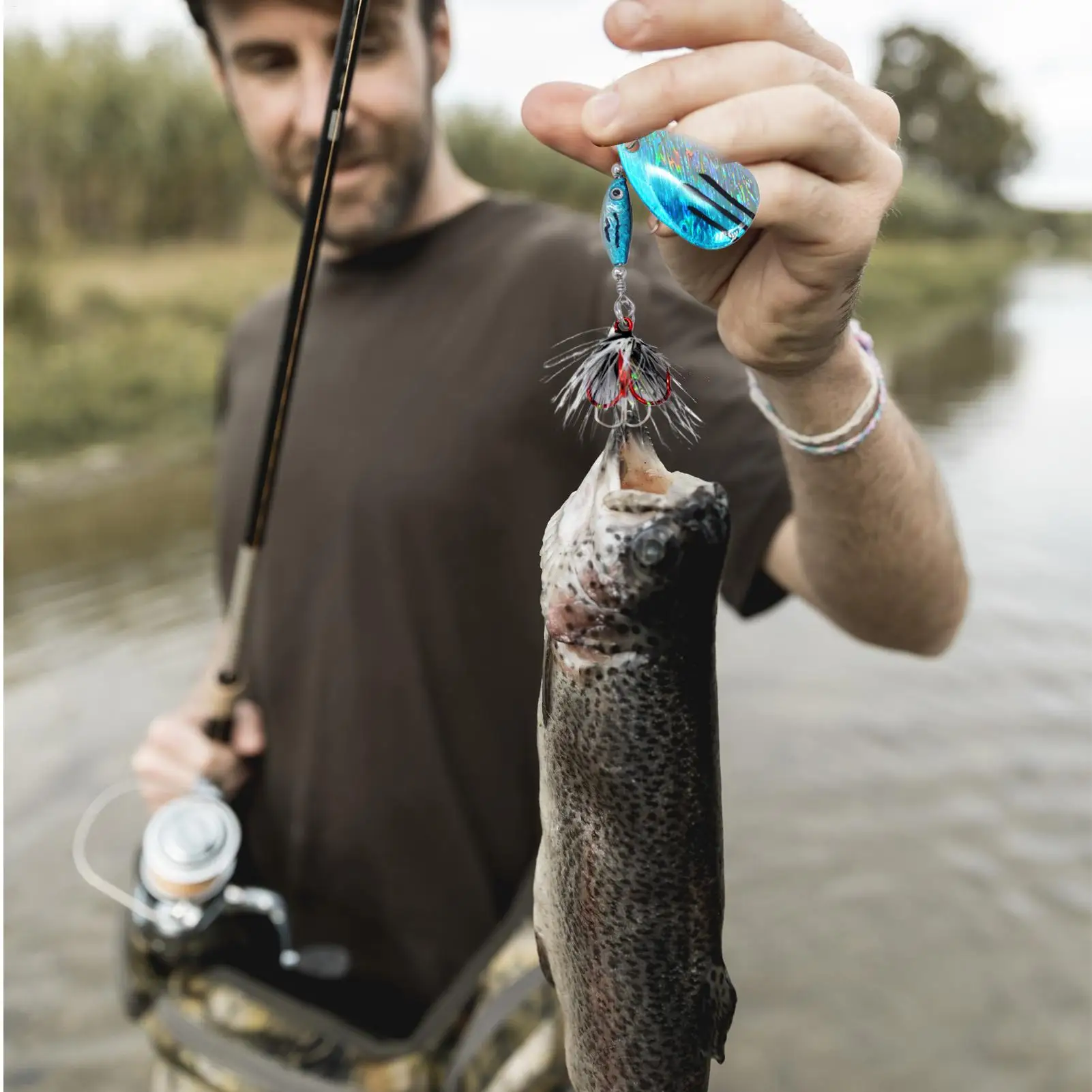 

Bass Lures 5 Pieces Freshwater Lure With Hooks Sequin Bait For Angler Freshwater Saltwater Trout Perch Pike Walleye Lake River