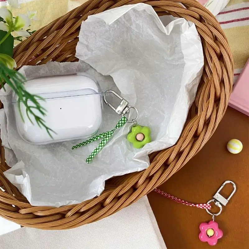 A52E Delicate Flower Patterned Pendant Lightweight And Sturdy For Everyday Carry
