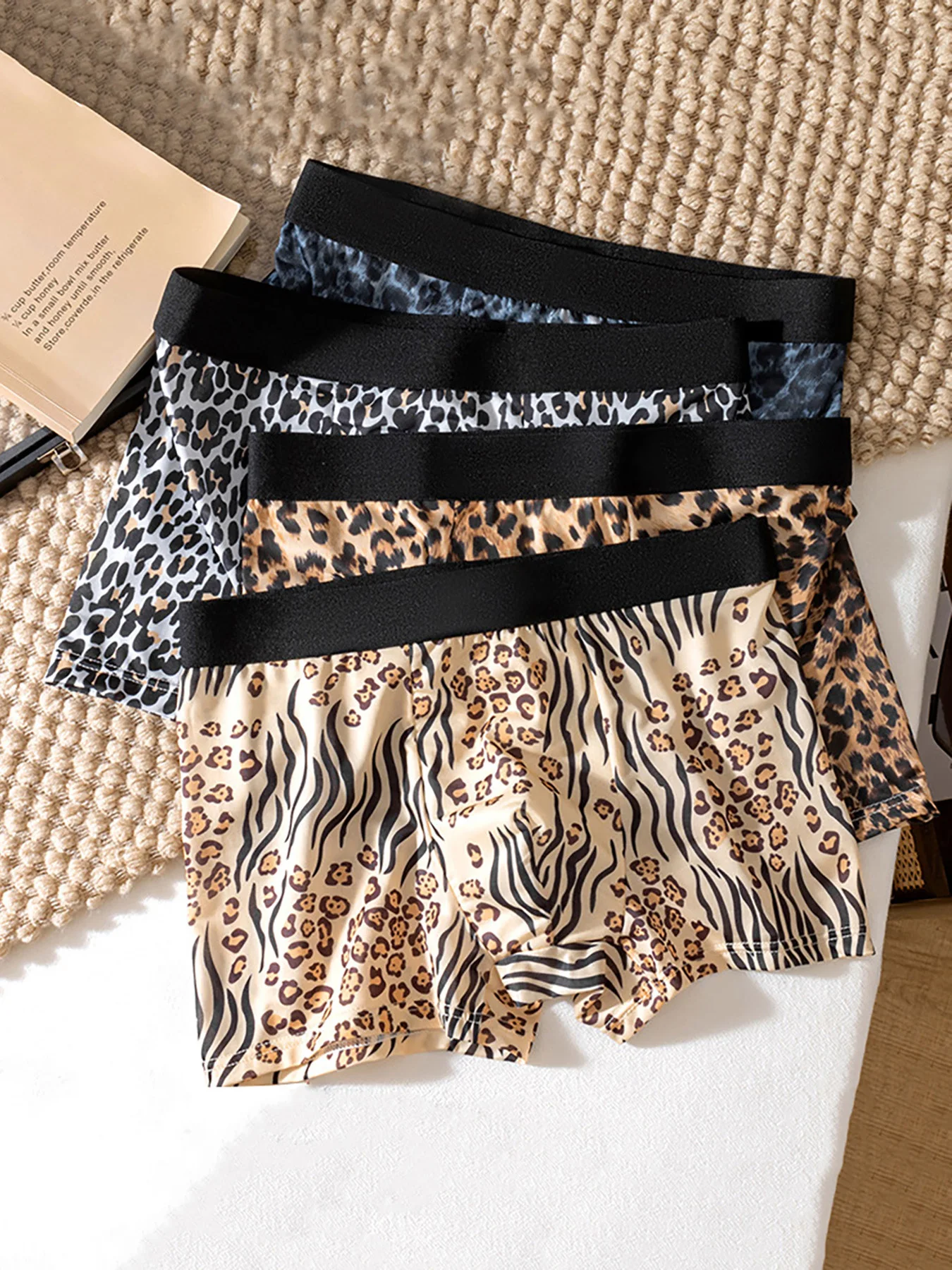 4-pack! Men's underwear! New summer men's underwear leopard print ice silk cool, breathable and comfortable underwear set