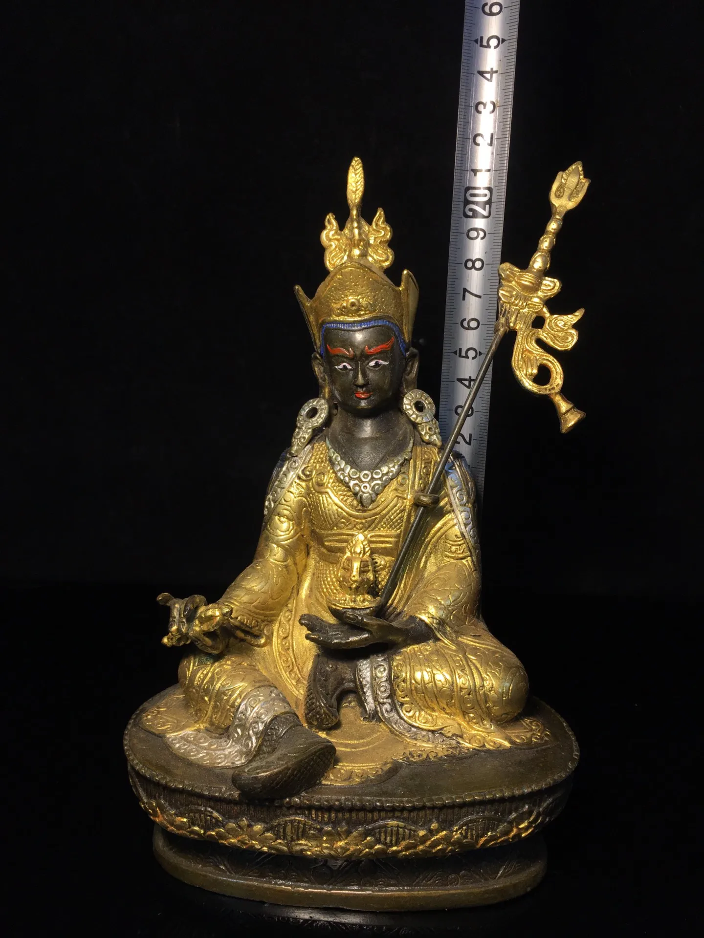 Bronze statue of Buddha with gilded gold Padmasambhava Guru Rinpoche peanut master 21CM