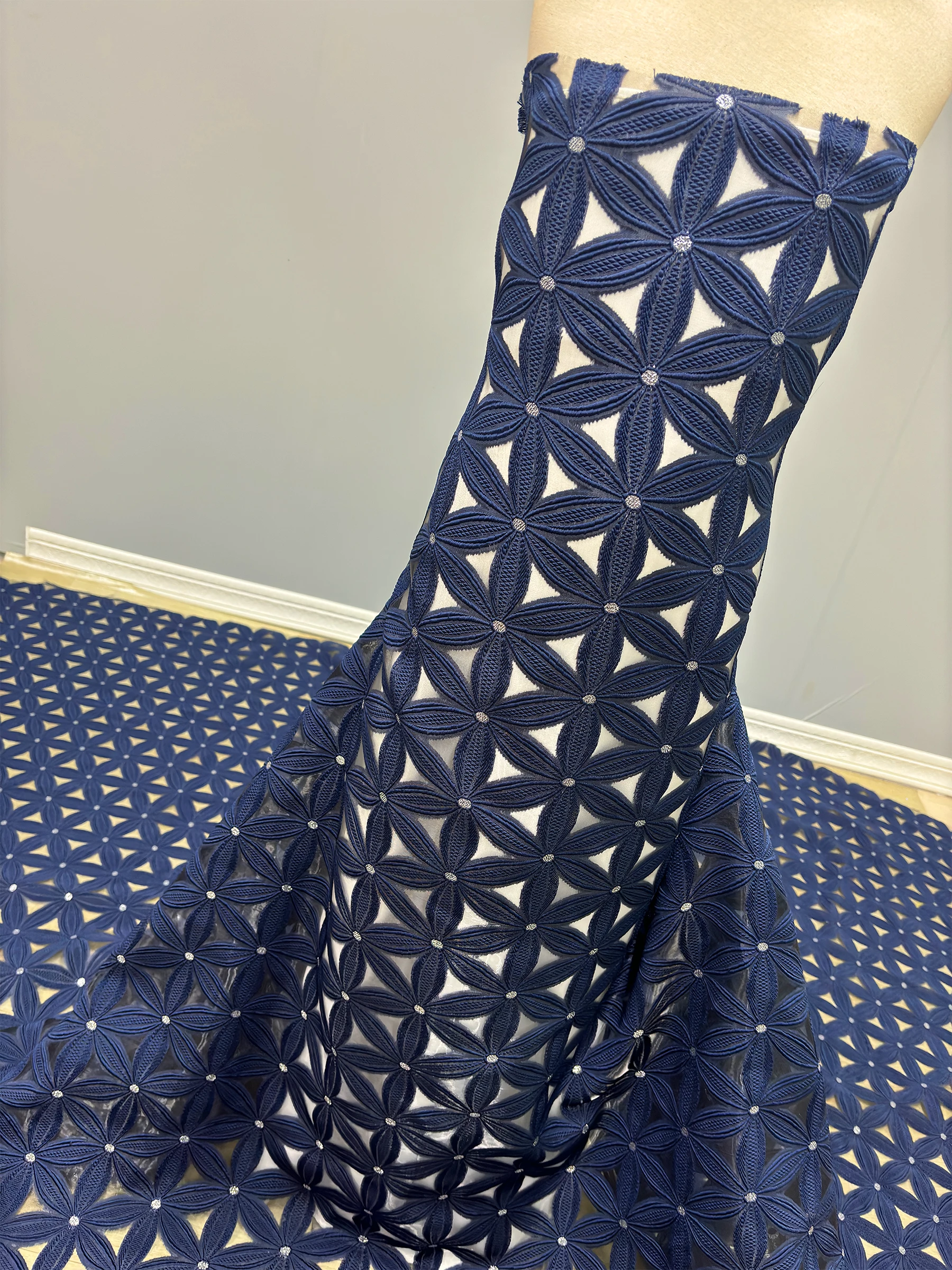 

Роскошная 2021, высококачественная нигерийская жаккардовая кружевная ткань из органзы, 5 ярдов, африканская позолоченная кружевная ткань, праздничное платье, женское французское платье