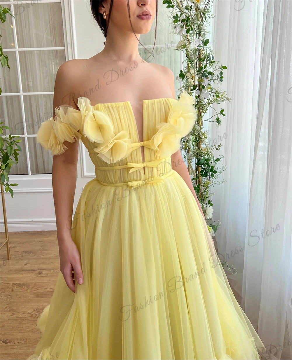 Tulle Strapless 3D Flower Butterfly Cocktail Dresses Corset Lace Appliques Graduation Gowns A-Line Tea-length Homecoming Gowns