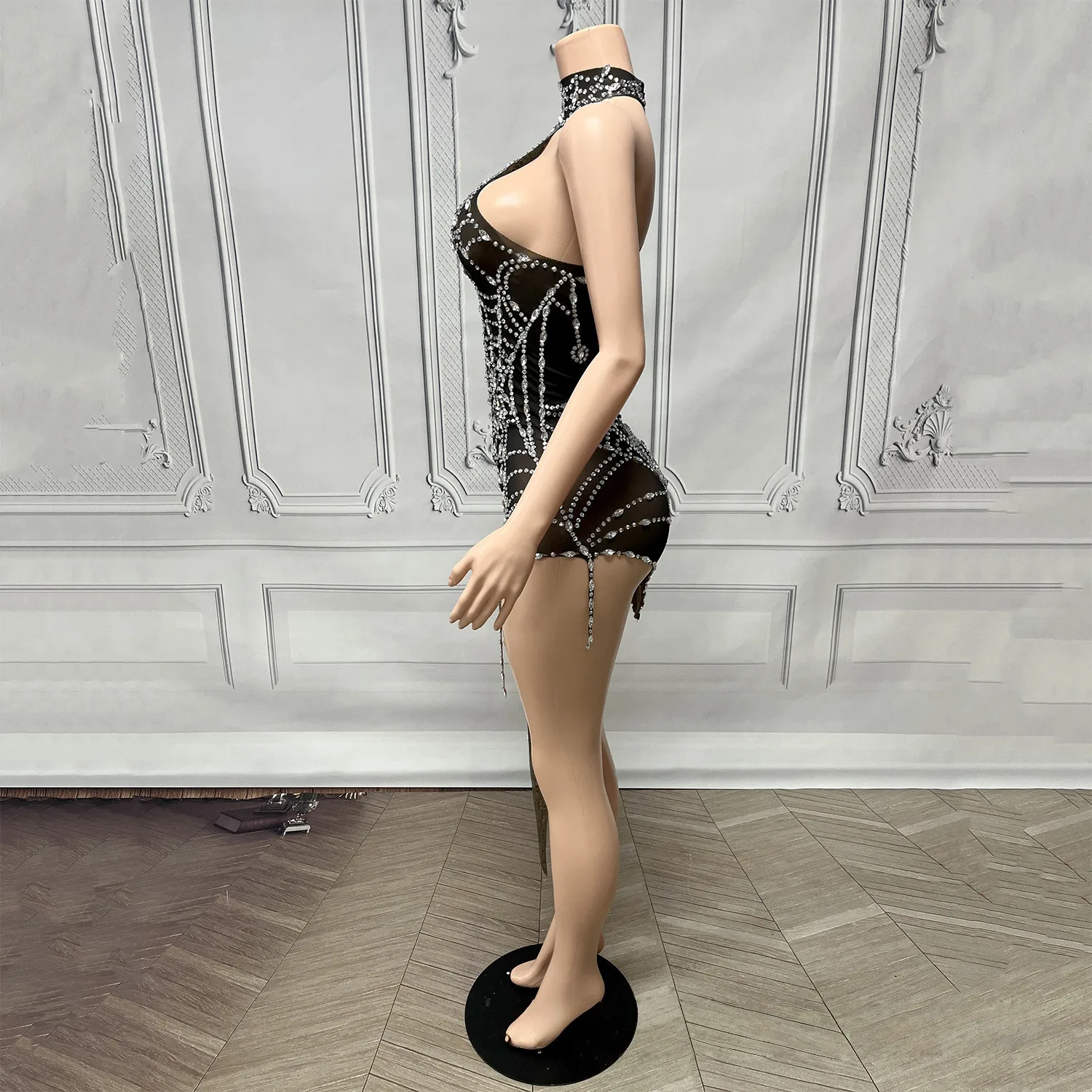 Damska Luksusowa Czarna Sukienka Mini Bodycon z Siateczki, Asymetryczna, z Kryształami i Motywem Pająka, Seksowna, Zmysłowa, Wieczorowa, Klubowa, Nocna, Sukienka Showgirl