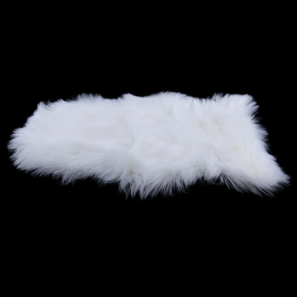 Area Rug Plush Faux Sheepskin Shag Carpet Dust Free Washable Mat for Living Room and Bedside Warmth