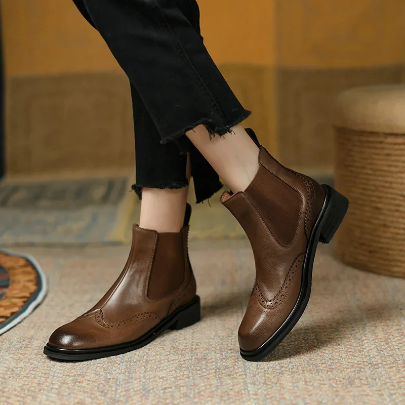 Genuine Leather Women Ankle Boots New Spring Autumn Female Low Heeled Shoes Black Brown Retro Splicing Round Toe Chelsea Boots