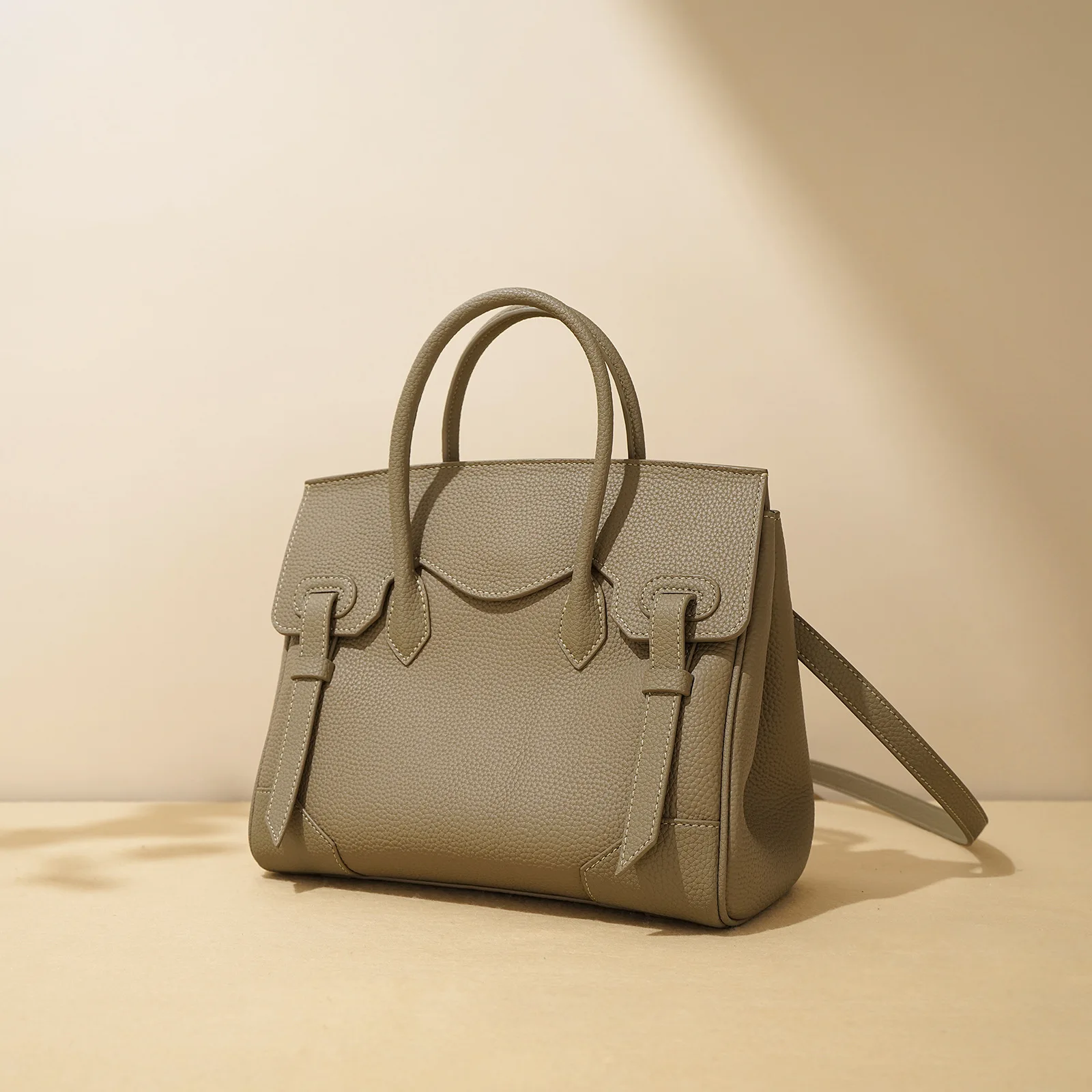 Women's Genuine Grade Cow Leather Fashion Handbag Luxury Designer Ladies Large Capacity Shoulder Crossbody Bags Female Tote Bag