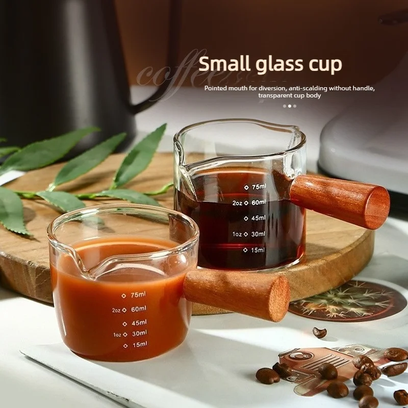 Home Bar And Coffee - Hitzebeständiger Glas-Messbecher mit Holzgriff, Mini-Krug für