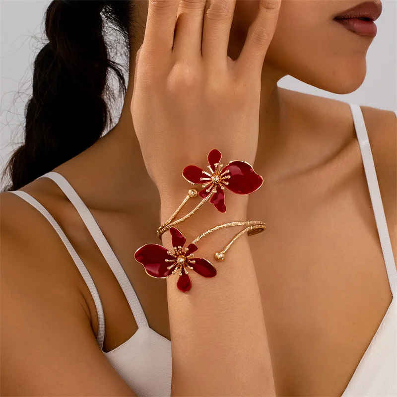 Elegantes, schlichtes Blumen-Armband für Damen, Vintage-Emaille-Glasierte Blumen-Armreif, Party-Schmuckgeschenk