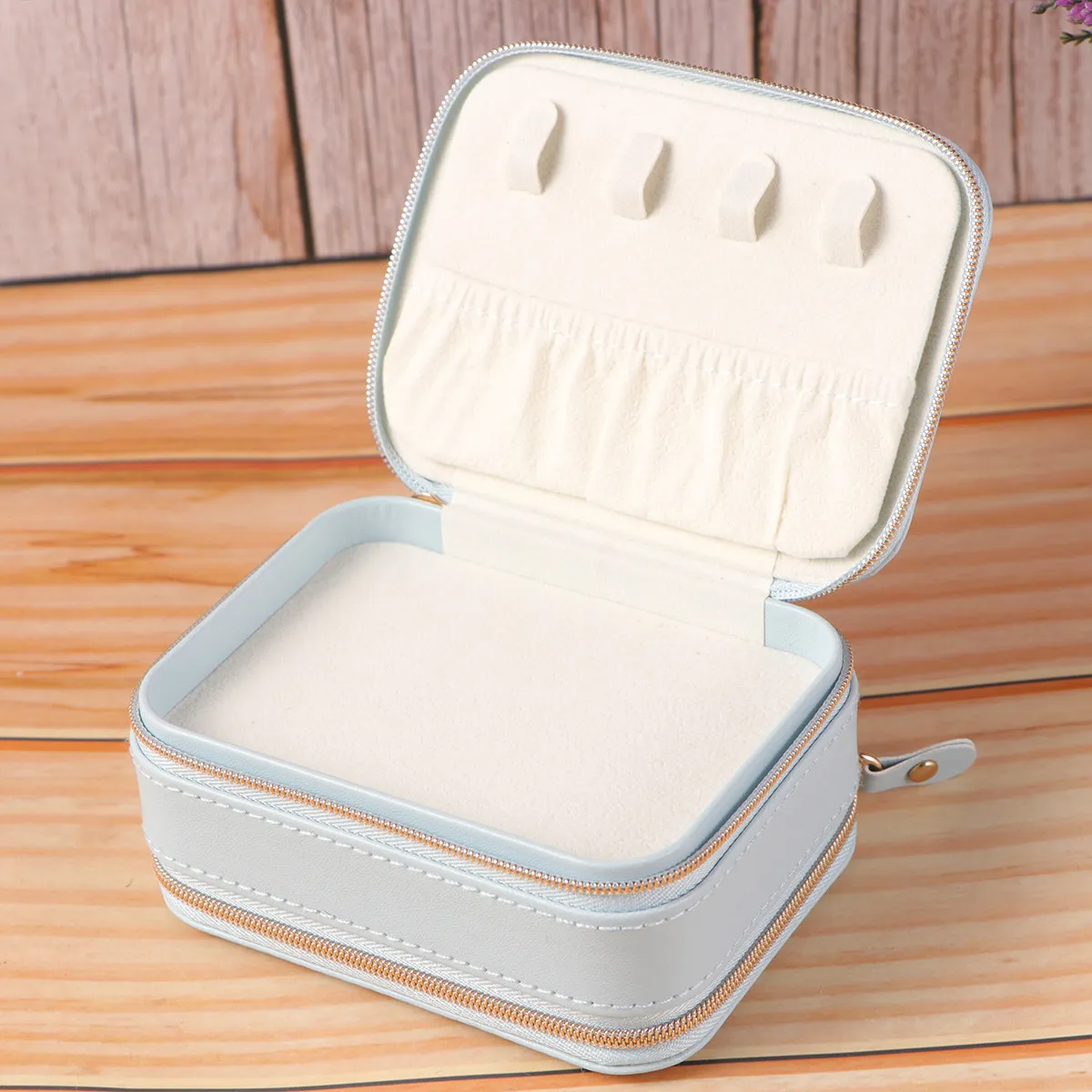 

Элегантная шкатулка для украшений для женщин, компактный органайзер из искусственной кожи с двумя отделениями на молнии и внутренним зеркалом, идеально подходит для ожерелий