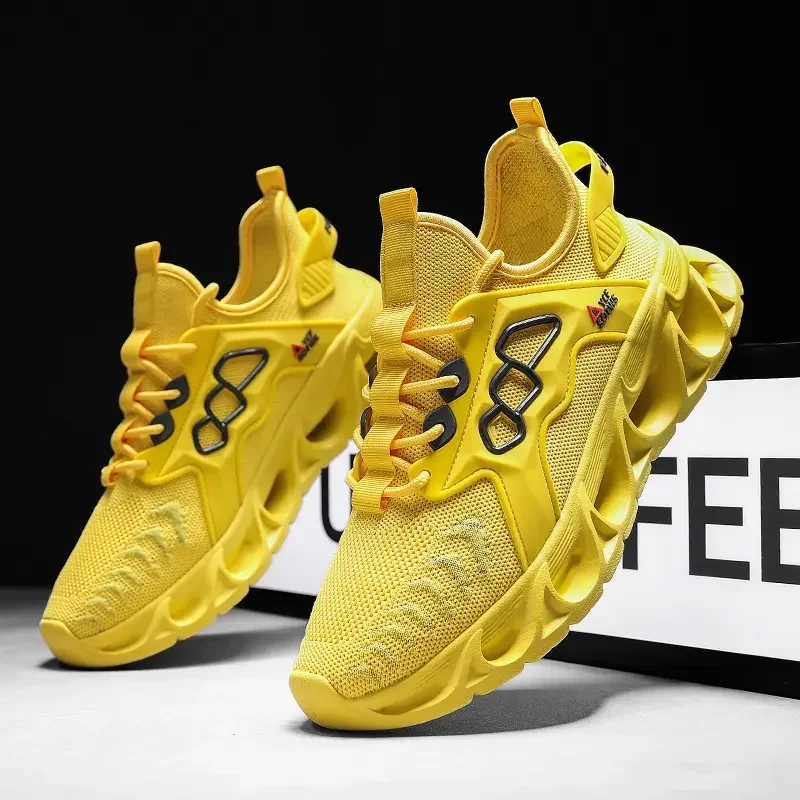 

Men's casual sports shoes breathable lightweight non-slip shoes outdoor running fly woven men's shoes