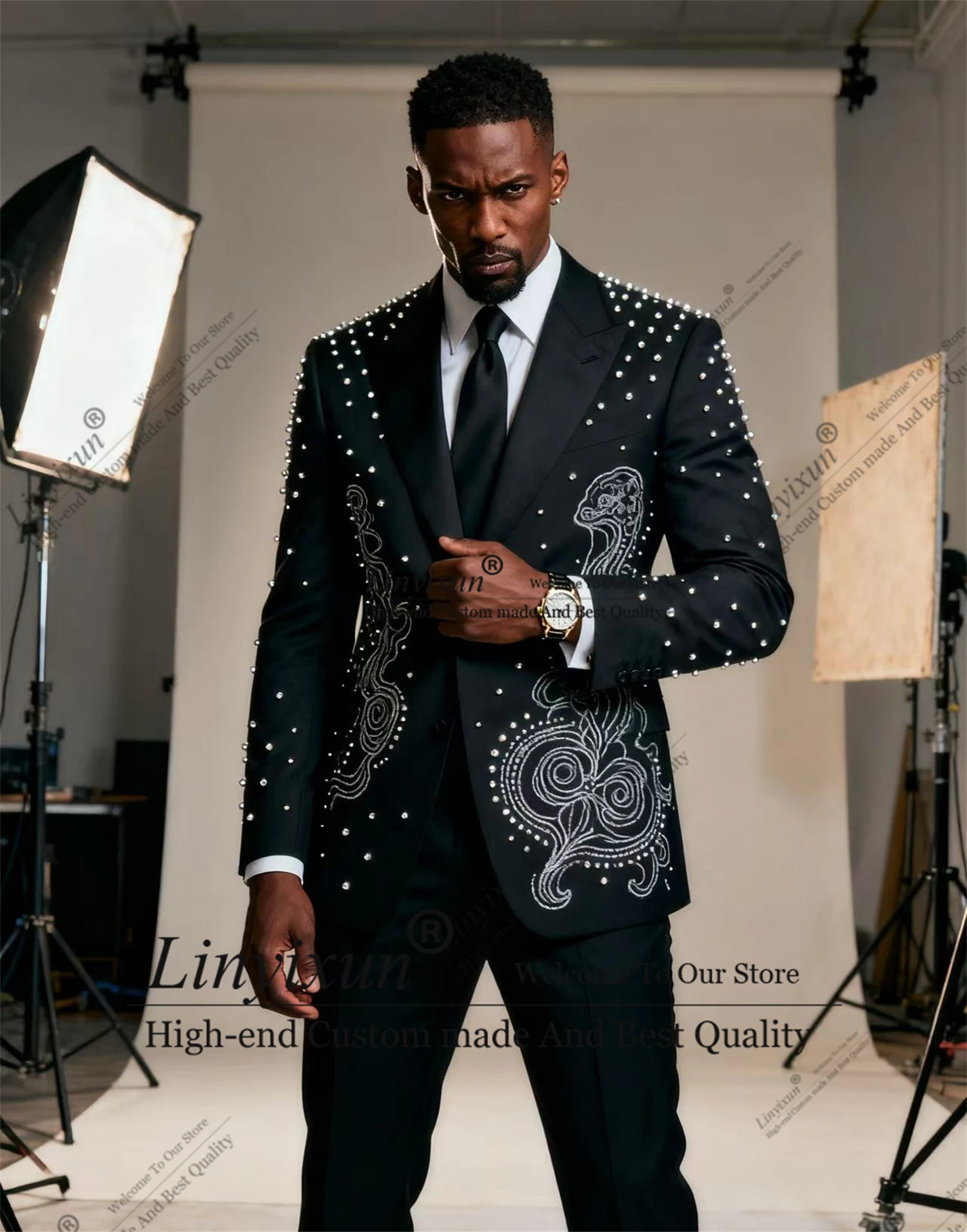 

Высококачественный мужской костюм с металлическими украшениями, свадебные смокинги для жениха, индивидуальные комплекты из 2 предметов, вечерние блейзеры 2025 года, мужской кристалл Ropa Hombre