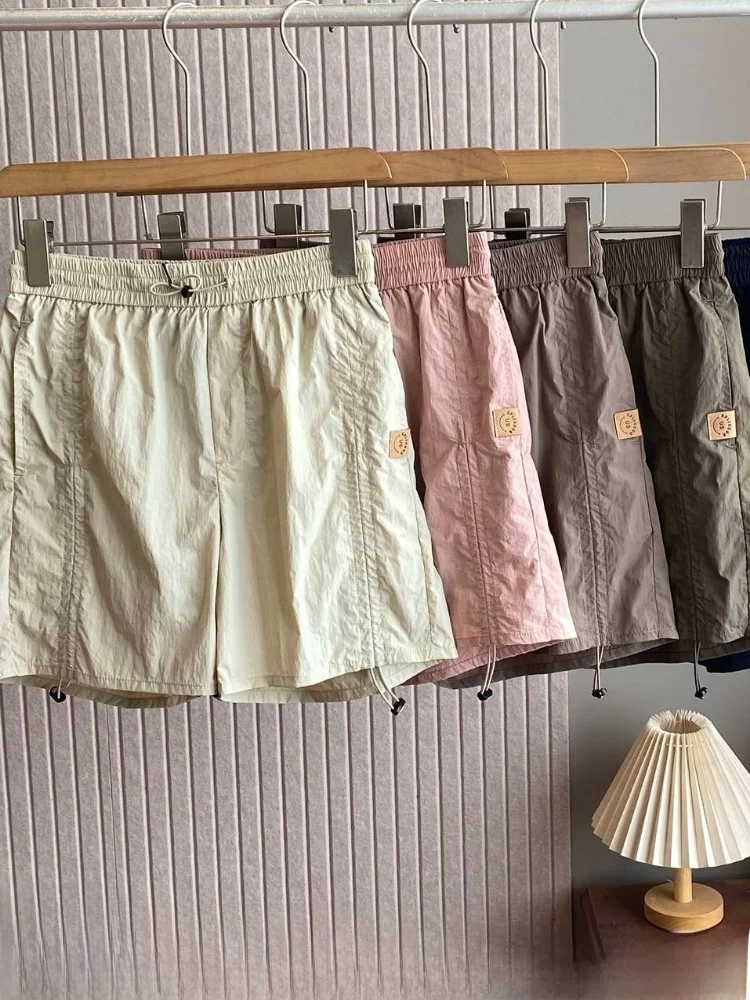 Quick Dry Breathable Outdoor Sports Shorts Men's Lightweight Fashionable Casual Elastic Waist Shorts for Summer