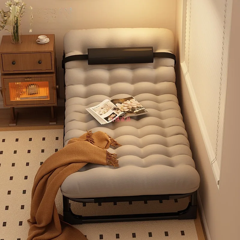 

Легкая складная кровать-шезлонг с утолщенным матрасом, новая, двойного назначения, для офиса, для обеденного перерыва, расширенная, для отдыха.
