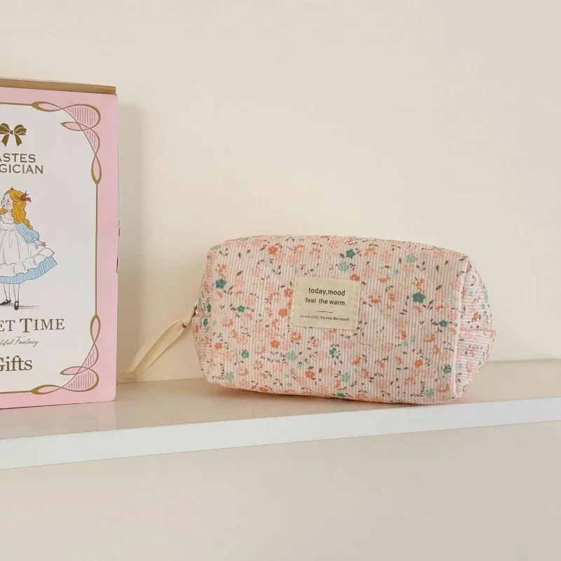1 Pc Cute Boho European Floral Pencilc Case for Kids Girl Soft Corduroy Stationery Organizer Holder Porable Large Capacity Bag